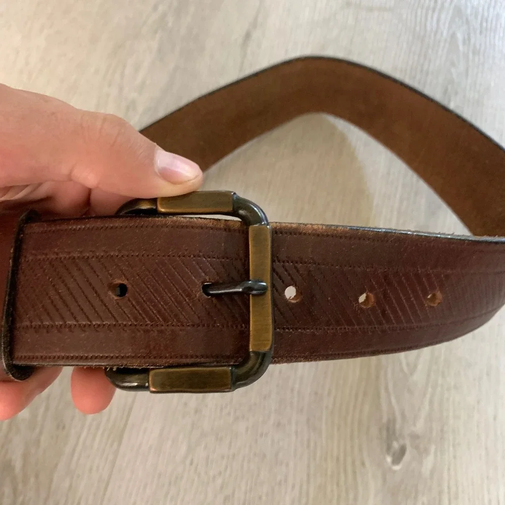 English Rawhide Leather Devonshire 5313 Brown Embossed Western Belt Mens 30